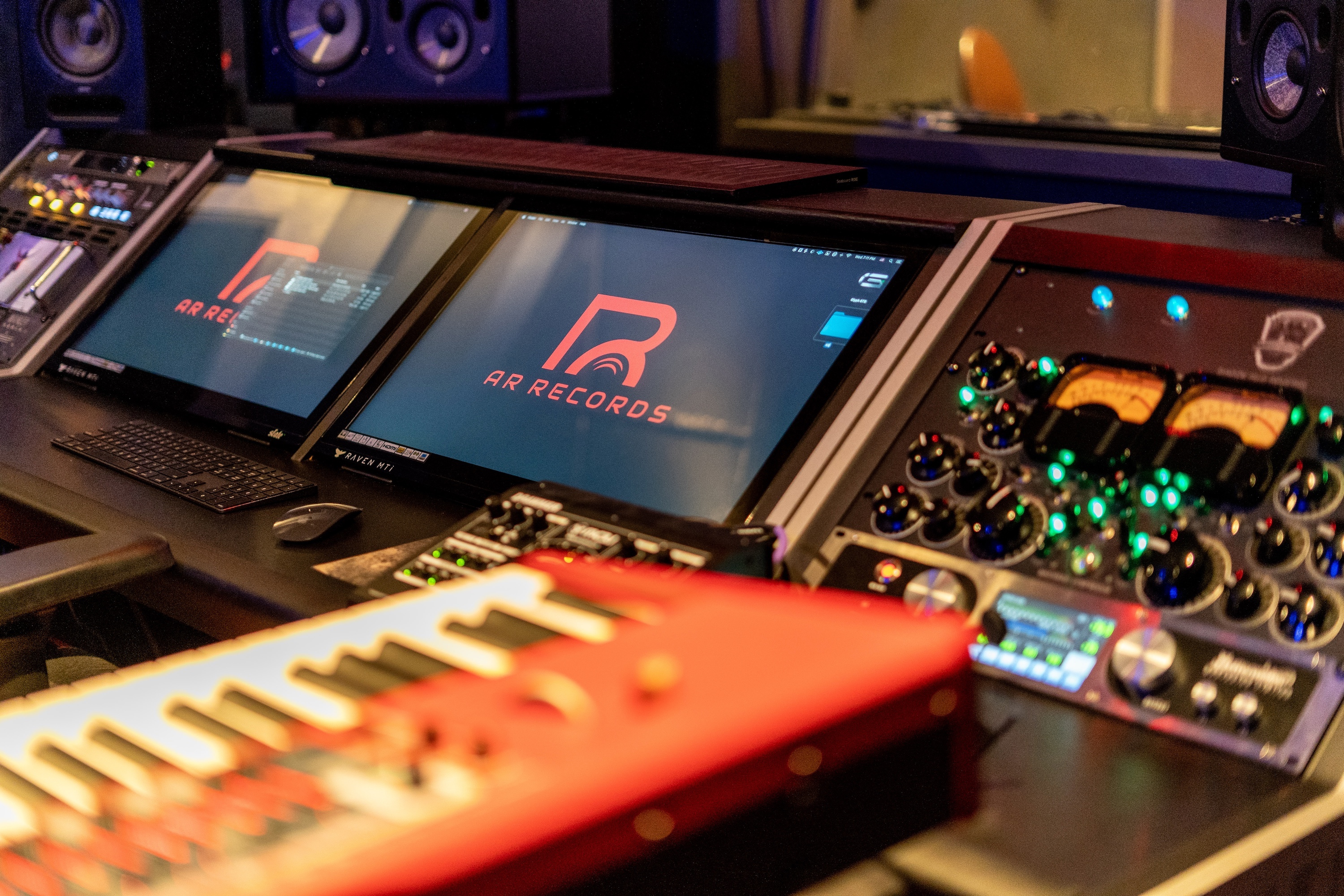 Studio A — photo 16